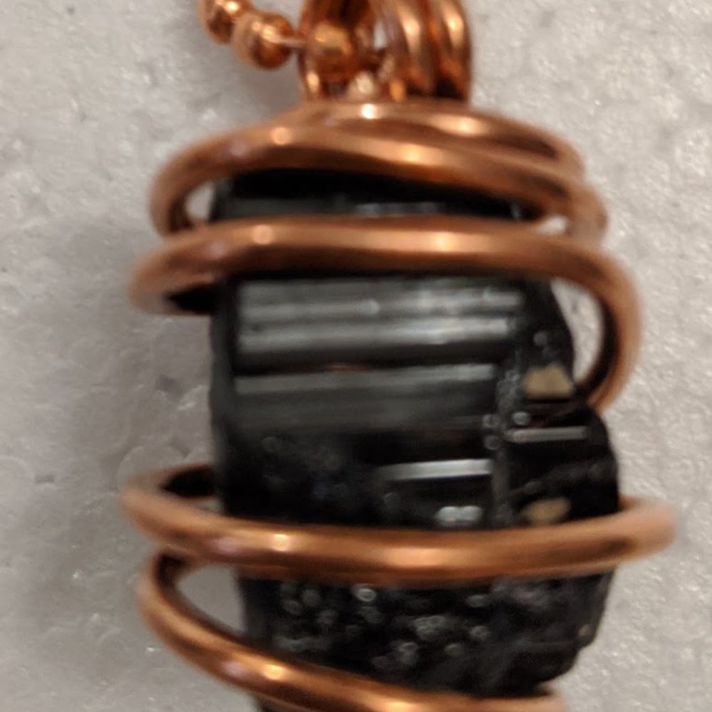 Black Tourmaline Healing Stone with Copper Necklac - Picture 6 of 7